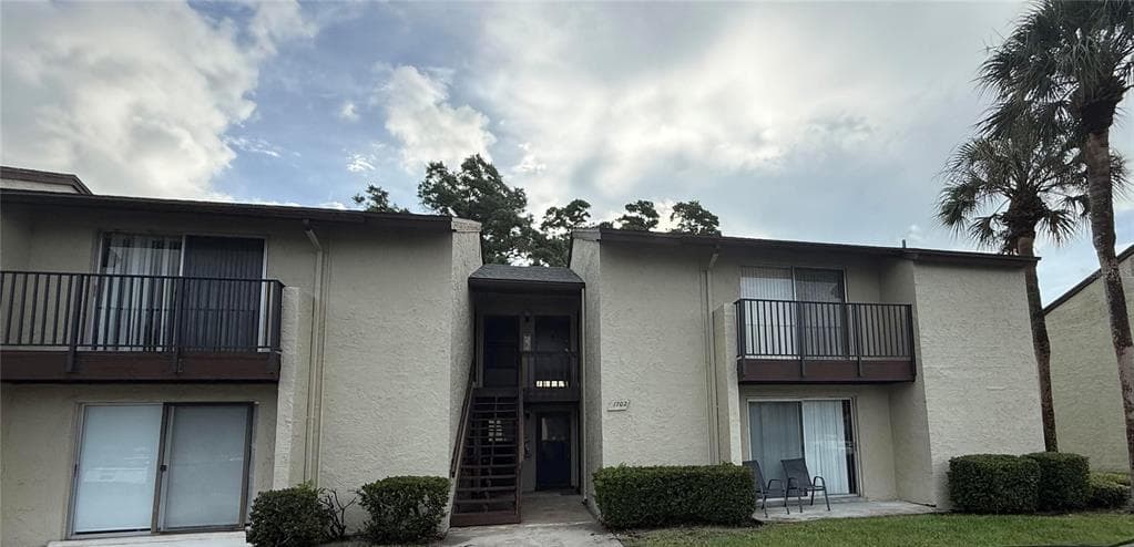 4215 E BAY DRIVE UNIT 1702B CLEARWATER, FL 33764