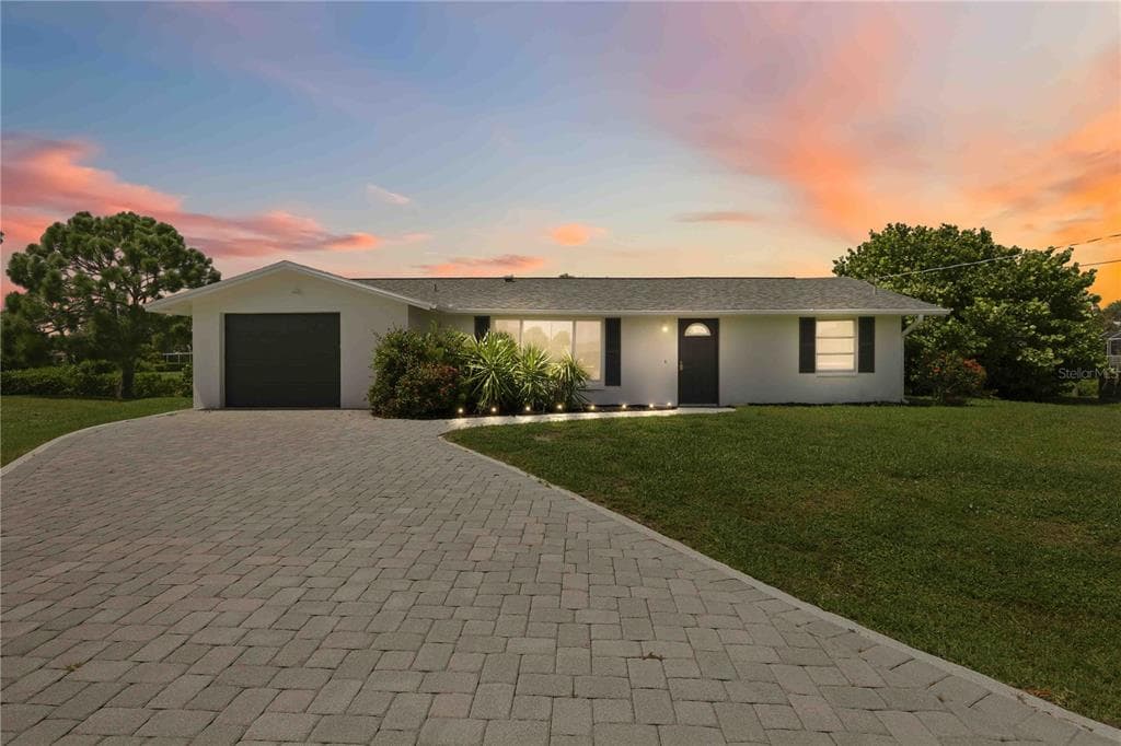 706 QUAIL COURT NOKOMIS, FL 34275