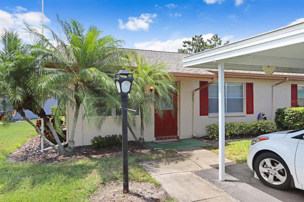 2210 GREENHAVEN DRIVE UNIT 375