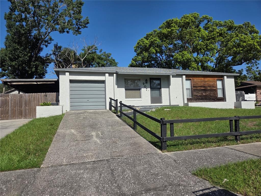 907 CUTLER DRIVE SEFFNER, FL 33584