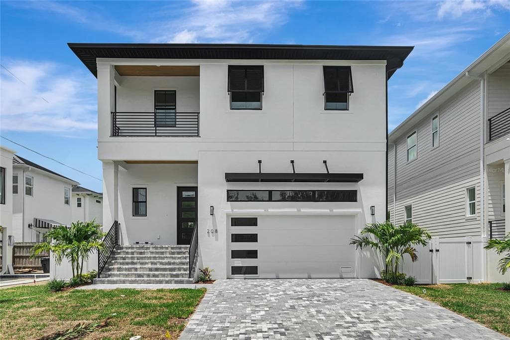 208 CHIPPEWA AVENUE TAMPA, FL 33606