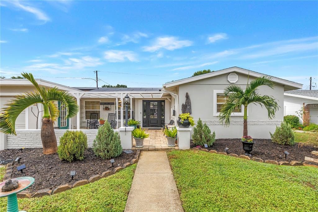 5891 33RD AVENUE N ST PETERSBURG, FL 33710
