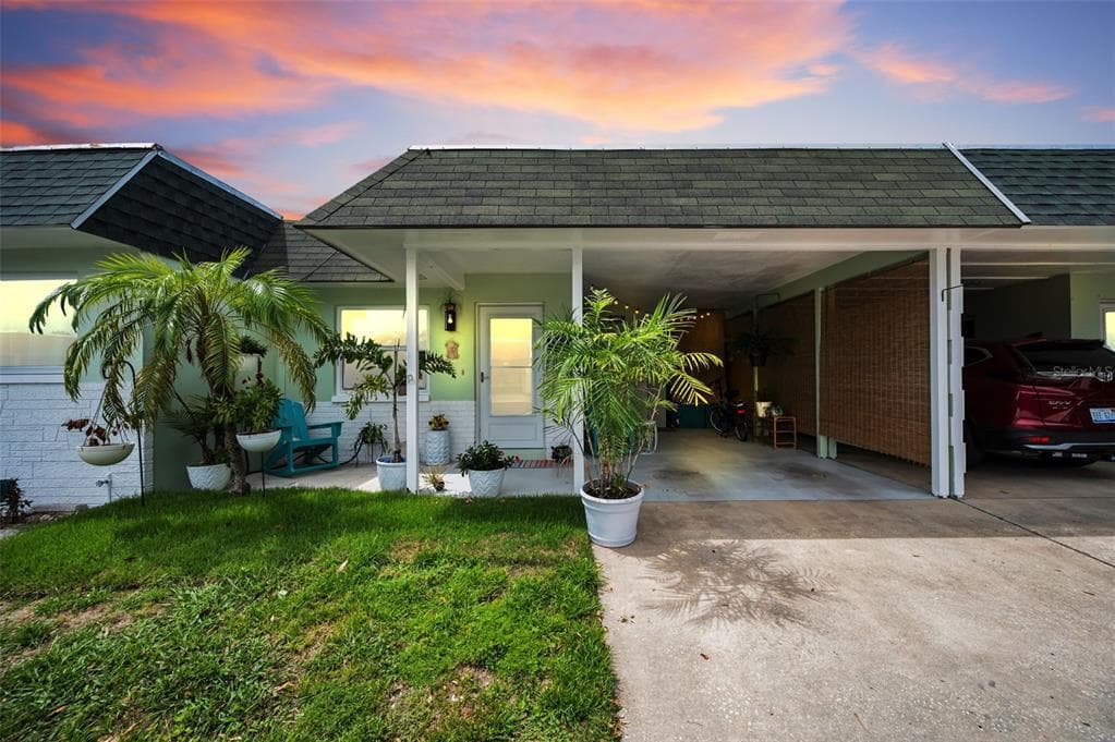 845 SKY LOCH DRIVE S DUNEDIN, FL 34698