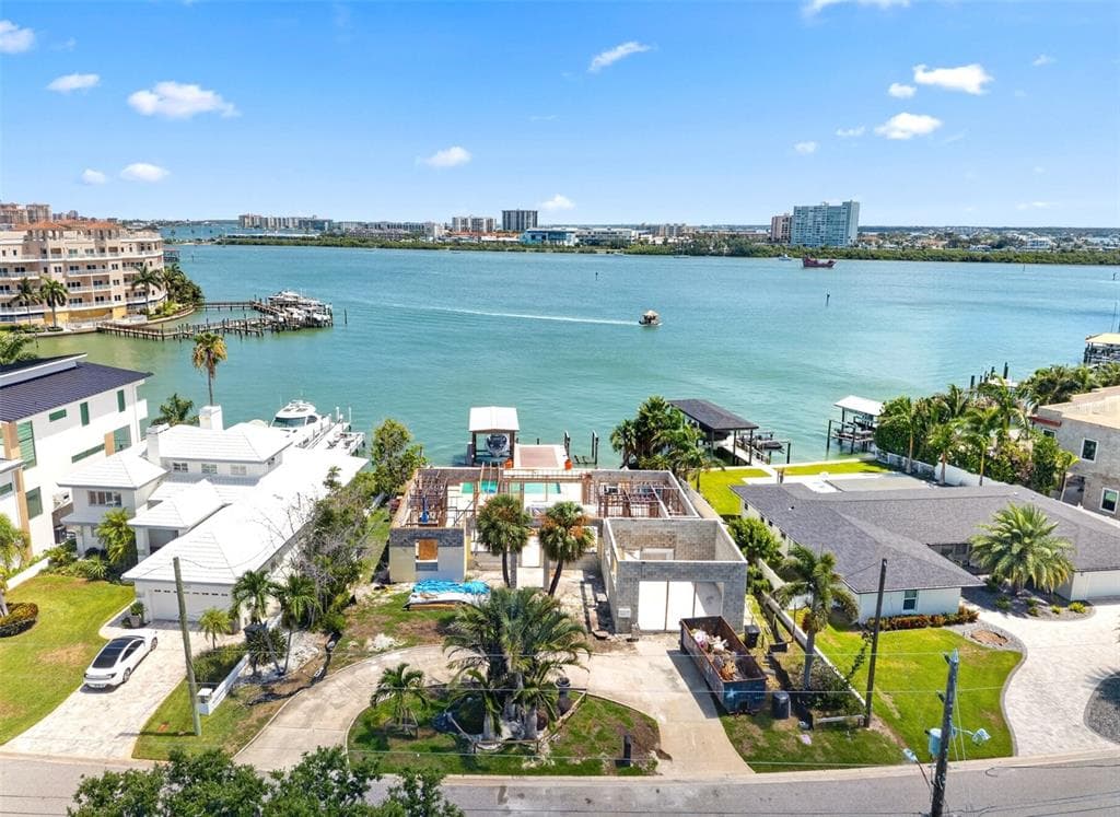 246 BAYSIDE DRIVE CLEARWATER BEACH, FL 33767