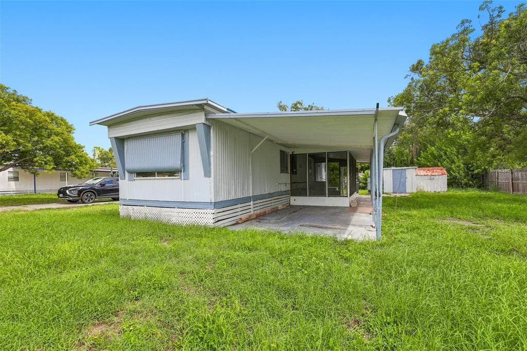 7213 COMMONS BOULEVARD PORT RICHEY, FL 34668