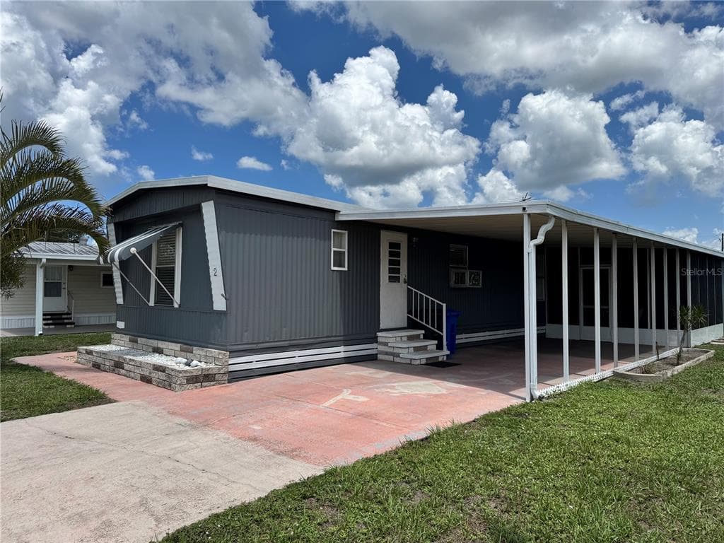 1710 7TH STREET SW UNIT 2 RUSKIN, FL 33570