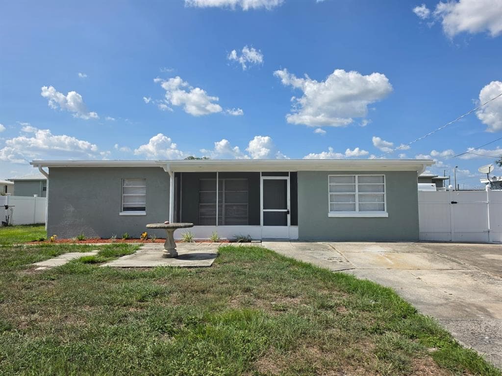 7710 CORAL VINE LANE TAMPA, FL 33619