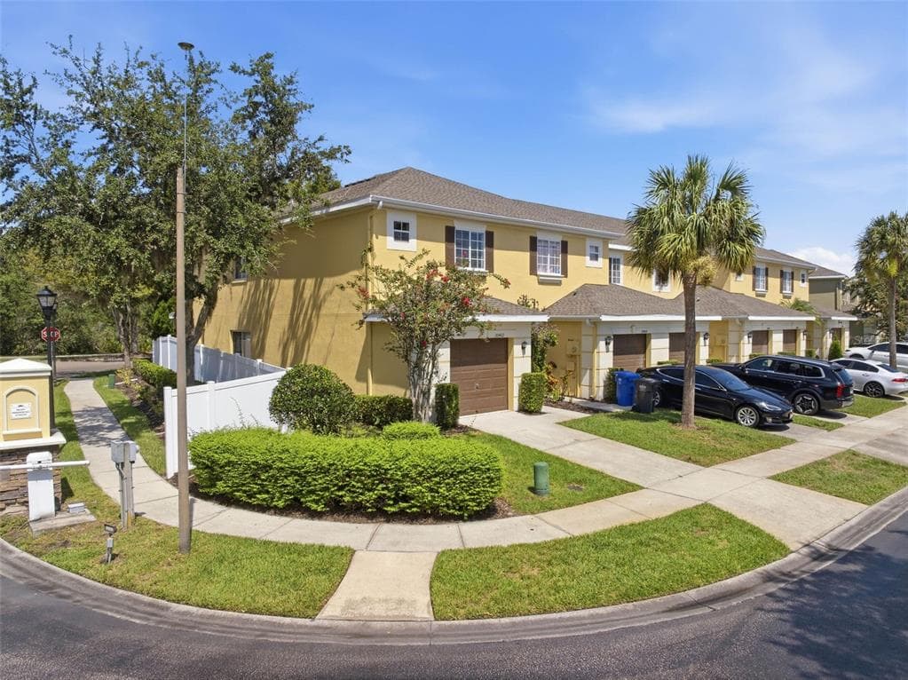 20402 NEEDLETREE DRIVE TAMPA, FL 33647