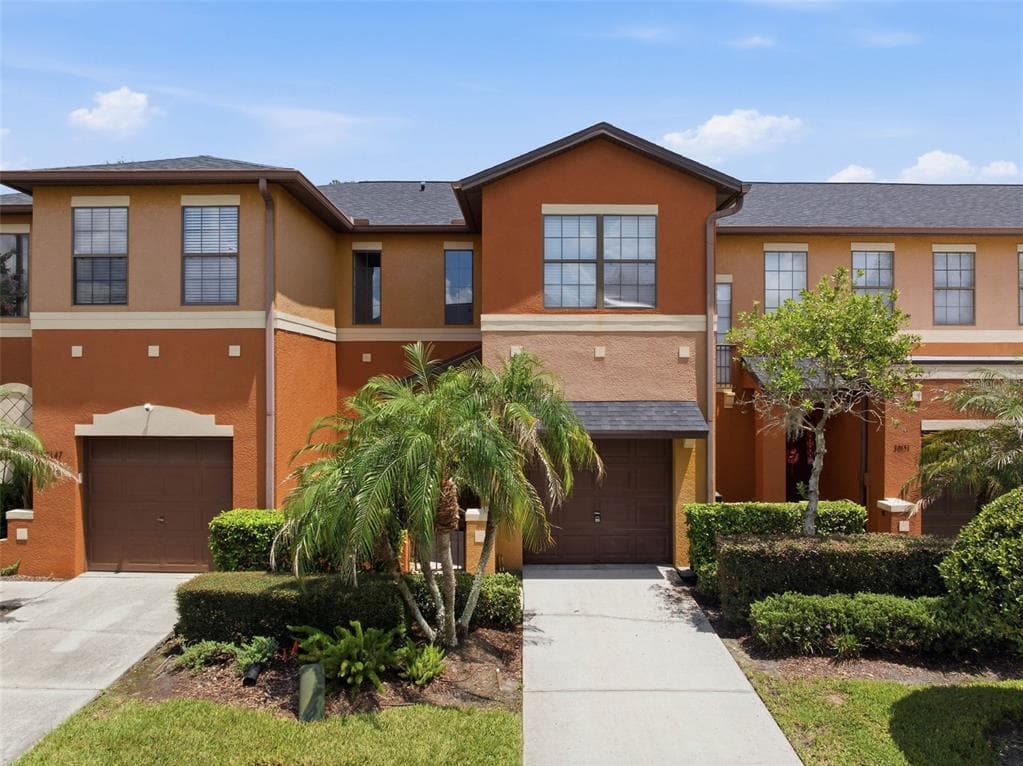 30149 GOODWICK WAY WESLEY CHAPEL, FL 33543