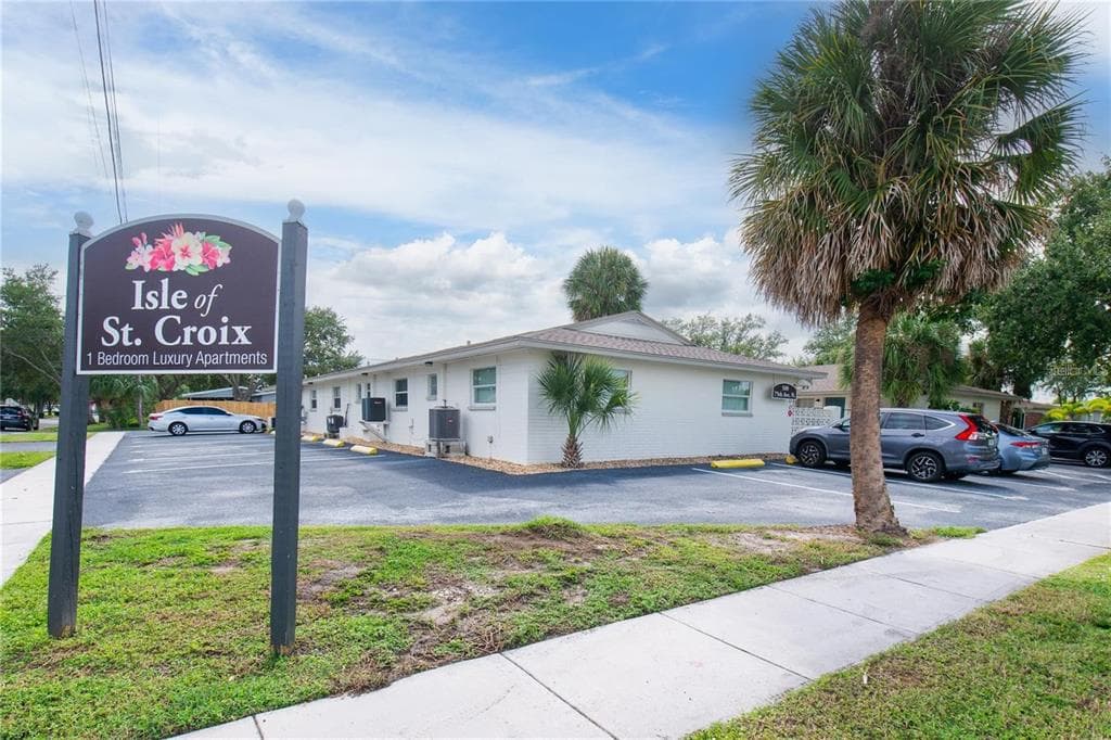 500 75TH AVENUE N ST PETERSBURG, FL 33702