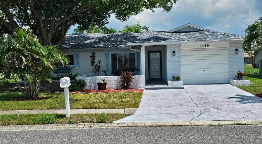 1496 QUEEN ANNE DRIVE