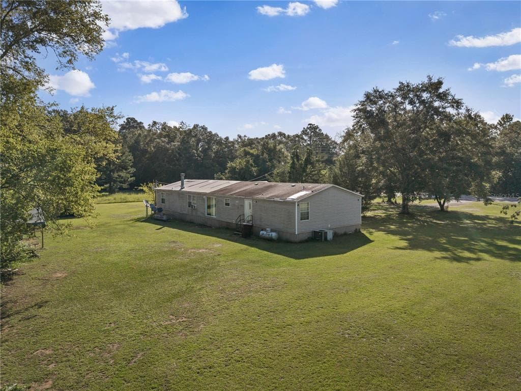 5093 HIGHWAY 273 CAMPBELLTON, FL 32426