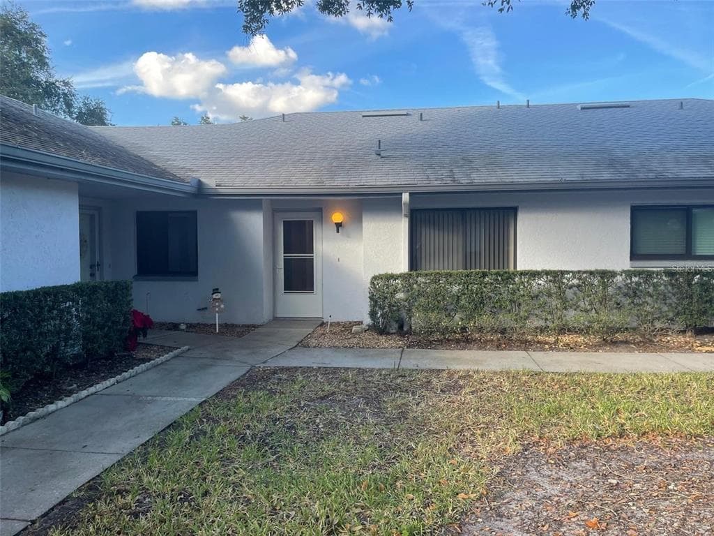 2721 COUNTRYSIDE BOULEVARD UNIT 102