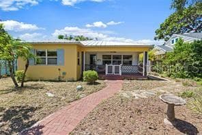 144 30TH AVENUE N ST PETERSBURG, FL 33704
