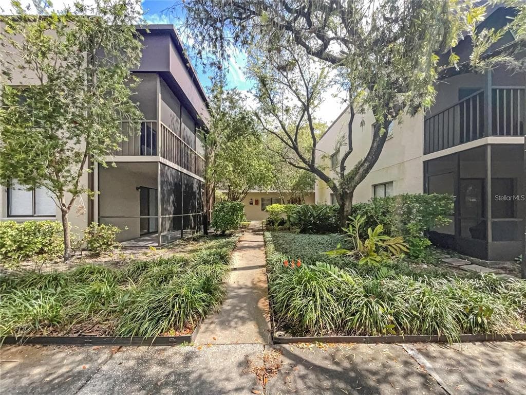 11703 RAINTREE VILLAGE BOULEVARD UNIT C TAMPA, FL 33617