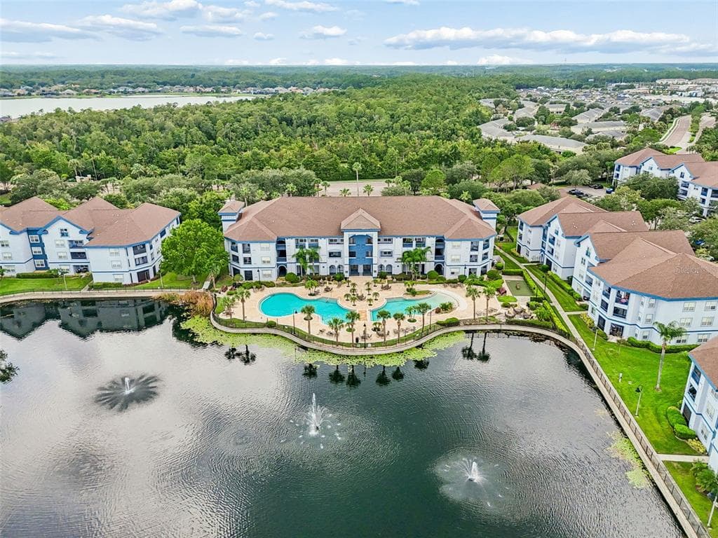 1640 VILLA CAPRI CIRCLE UNIT 208 ODESSA, FL 33556