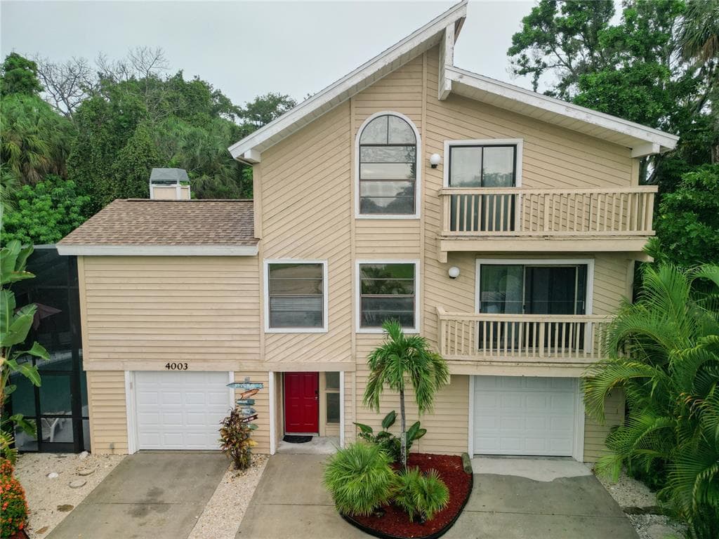 4003 BAYSIDE COURT BRADENTON, FL 34210