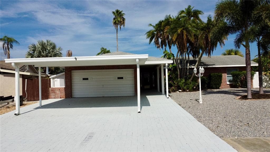 6512 KING PALM WAY APOLLO BEACH, FL 33572