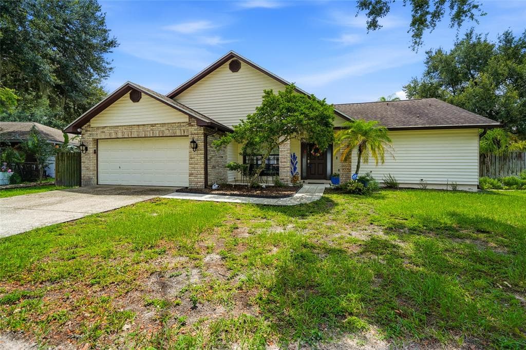 1150 WINDSOR WAY LUTZ, FL 33559