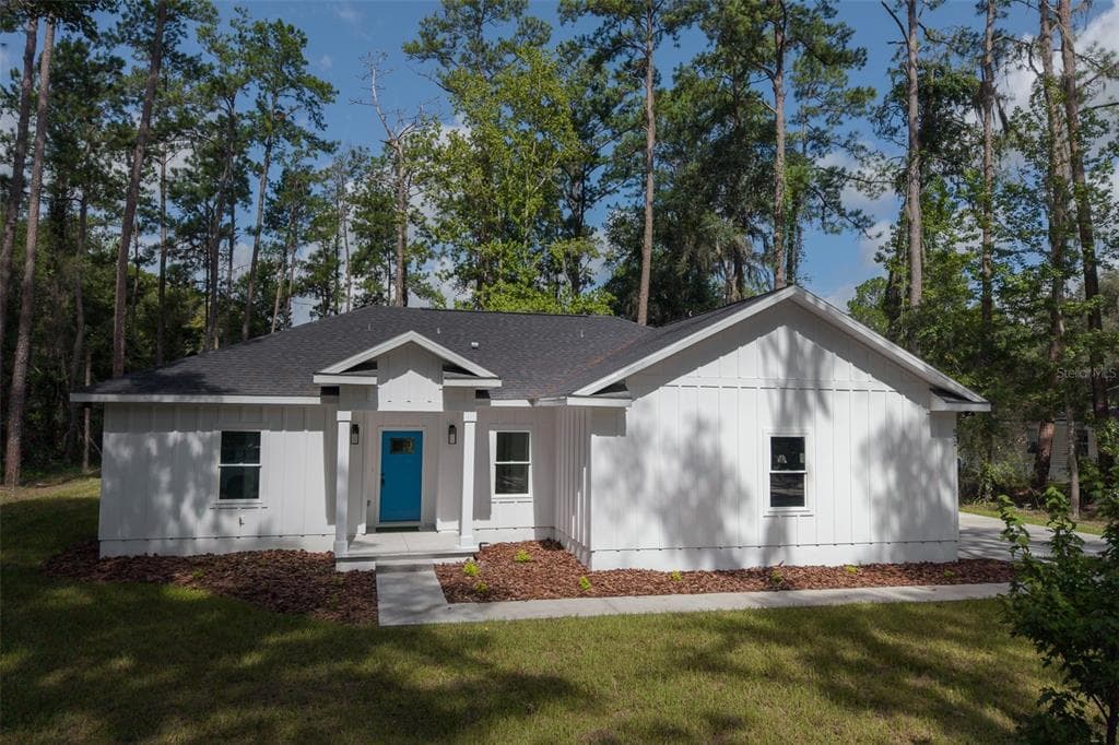 832 NW 5TH STREET MICANOPY, FL 32667