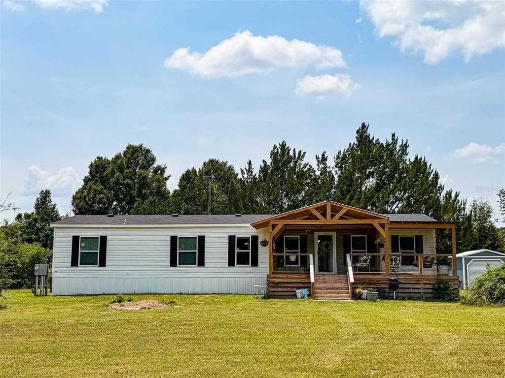 330 SW CHALET TERRACE FORT WHITE, FL 32038