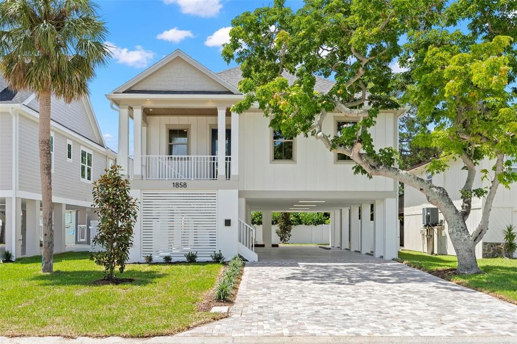 1858 MISSISSIPPI AVENUE NE ST PETERSBURG, FL 33703