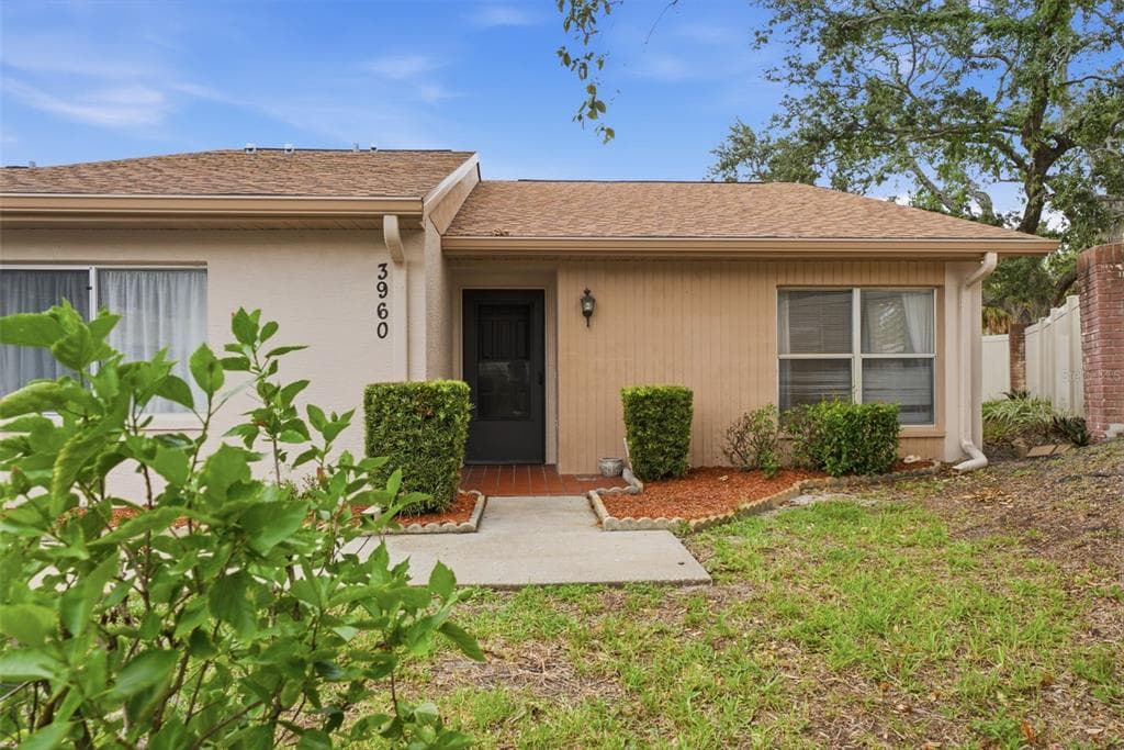 3960 SAILMAKER LANE HOLIDAY, FL 34691