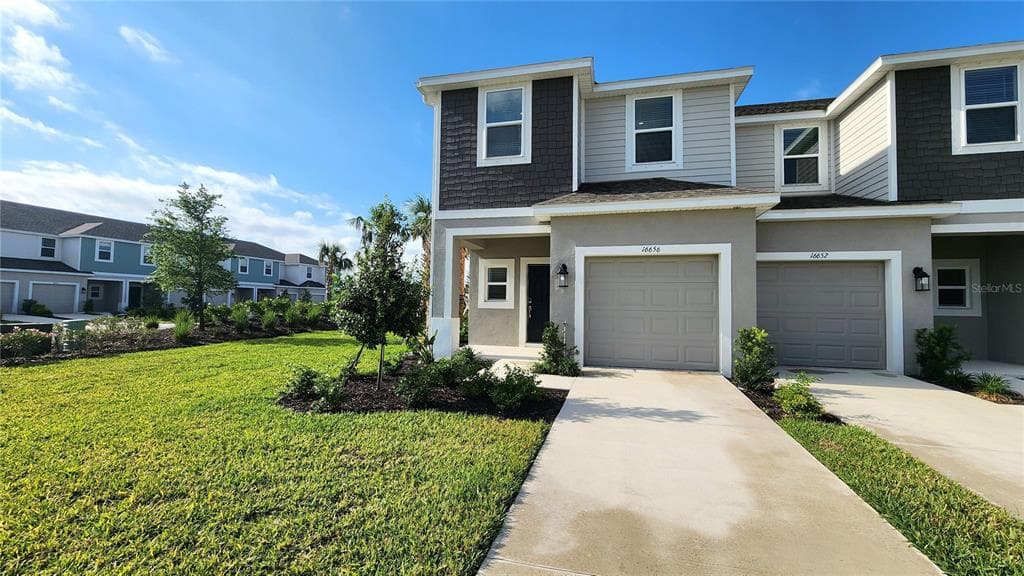 16656 BERGAMO PLACE LAKEWOOD RANCH, FL 34211