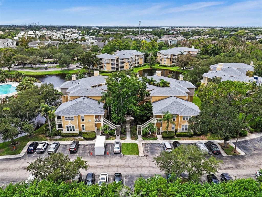 115 112TH AVENUE NE UNIT 726 ST PETERSBURG, FL 33716