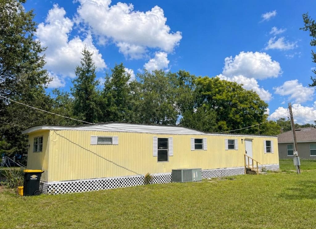 225 ADAMS STREET UNIT A AUBURNDALE, FL 33823