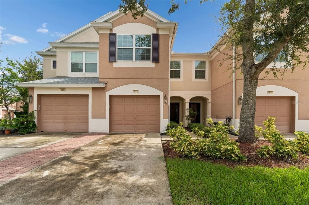 26523 CHIMNEY SPIRE LANE WESLEY CHAPEL, FL 33544