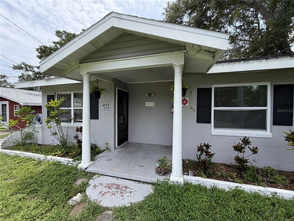370 3RD STREET NW LARGO, FL 33770