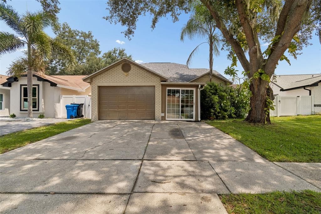 5485 FRIARSWAY DRIVE