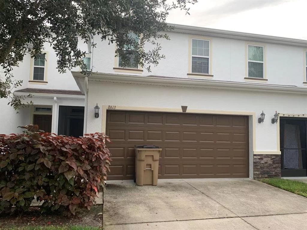 8613 ANDALUCIA FIELD DRIVE