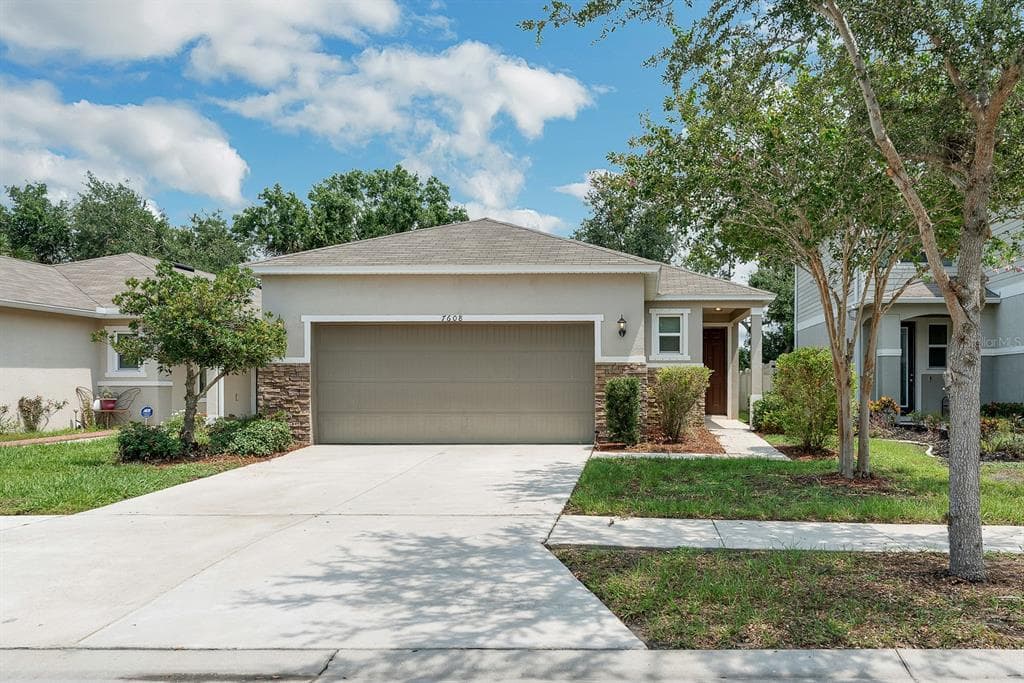 7608 SUNSHINE BRIDGE AVENUE GIBSONTON, FL 33534
