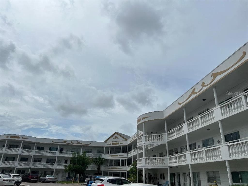 2429 ECUADORIAN WAY UNIT 47 CLEARWATER, FL 33763