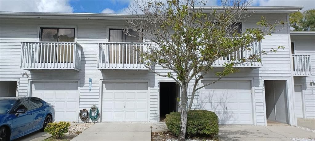 6311 93RD TERRACE N UNIT 4403 PINELLAS PARK, FL 33782
