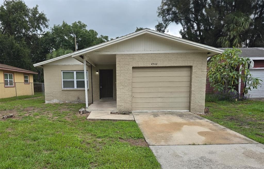 4542 21ST AVENUE S ST PETERSBURG, FL 33711