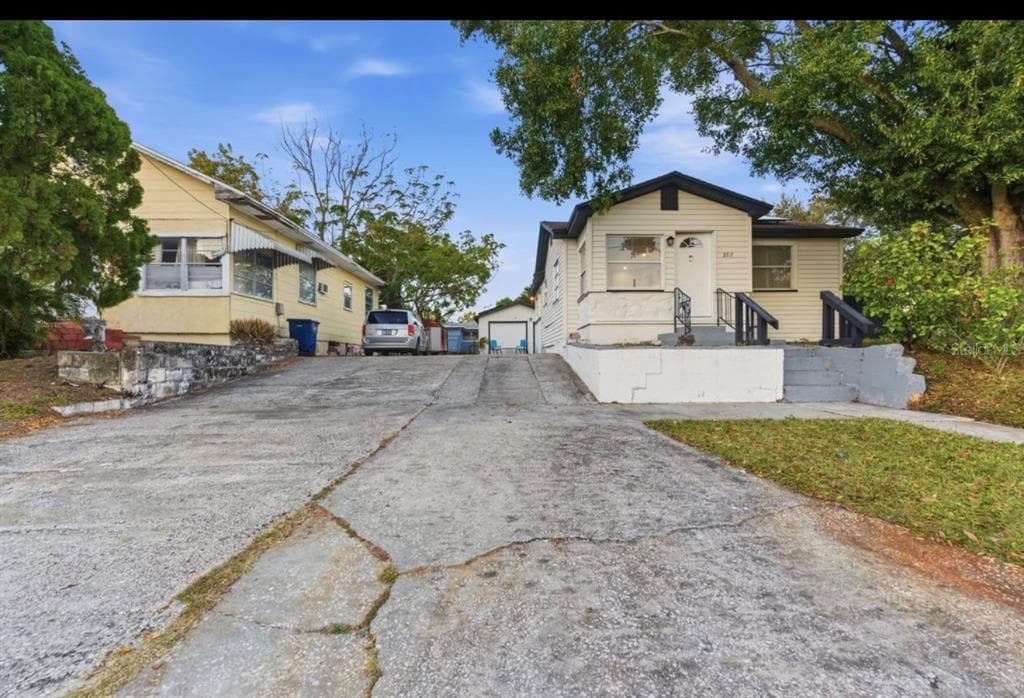 2717 W CHERRY STREET TAMPA, FL 33607