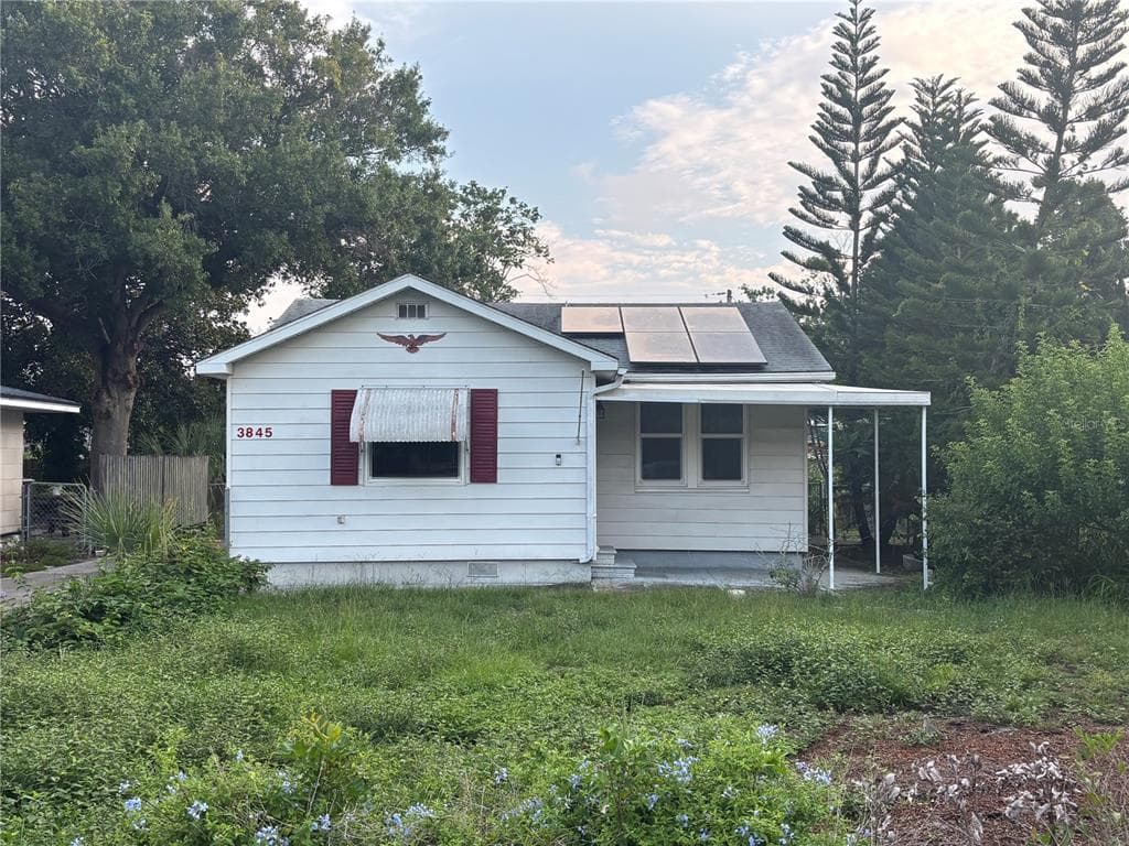 3845 40TH AVENUE N ST PETERSBURG, FL 33714