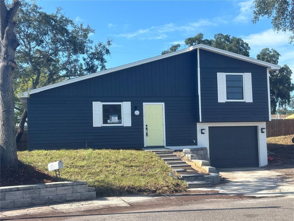 1107 GOSHEN ROAD TARPON SPRINGS, FL 34689