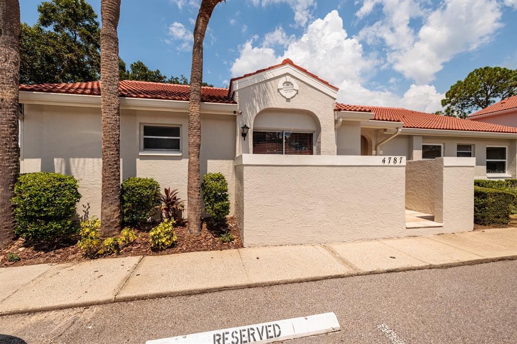 4787 PALERMO COURT NE UNIT 4787 ST PETERSBURG, FL 33703