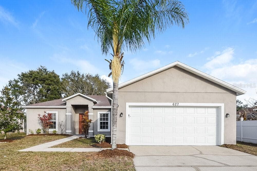 627 COTULLA DRIVE KISSIMMEE, FL 34758