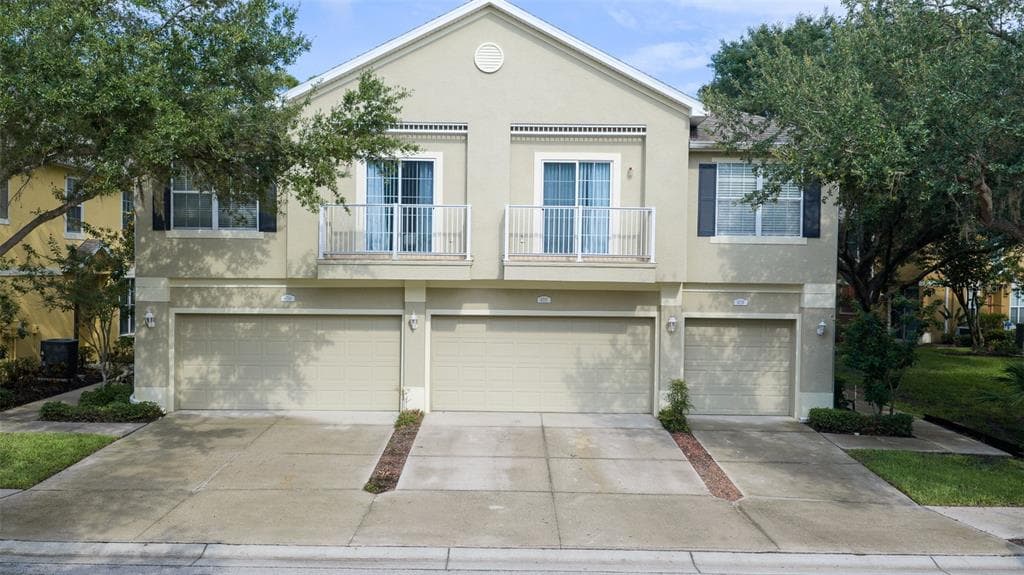 6717 EAGLE FEATHER DRIVE