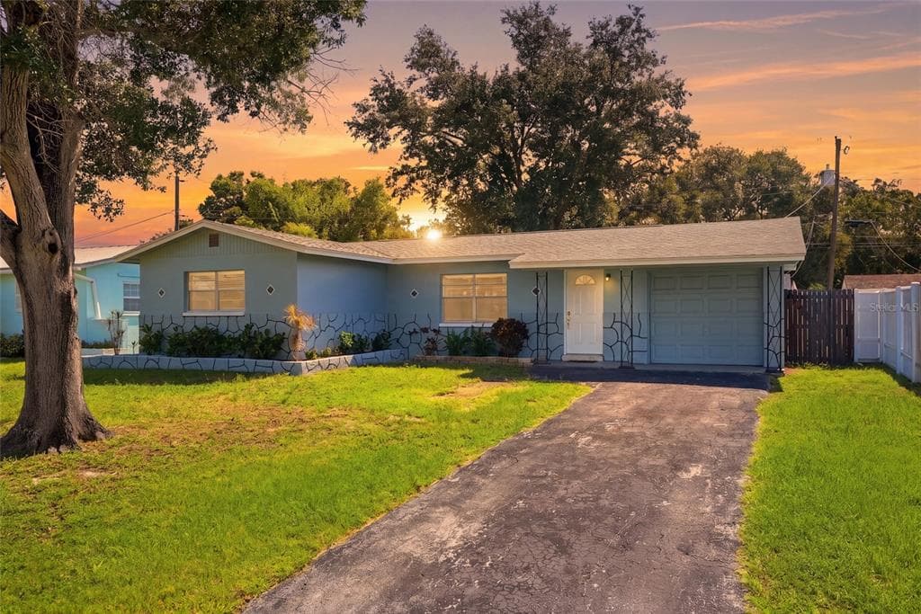 8765 55TH WAY N PINELLAS PARK, FL 33782