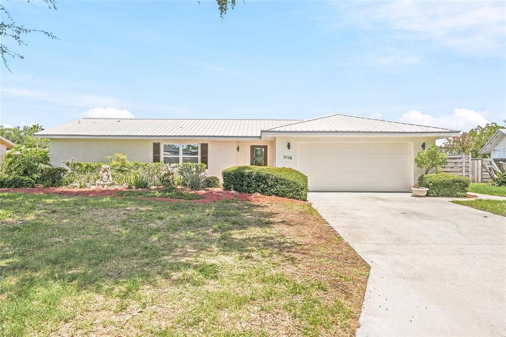 5116 18TH AVENUE W BRADENTON, FL 34209