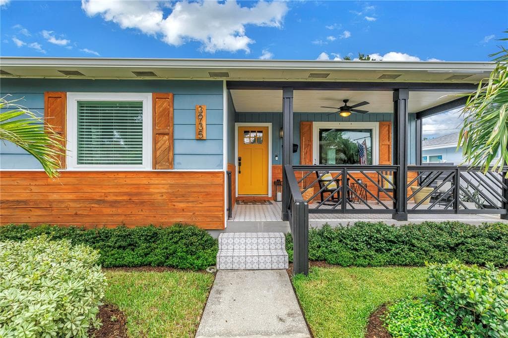 3935 BURLINGTON AVENUE N ST PETERSBURG, FL 33713