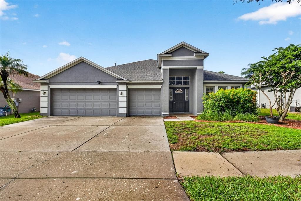 2605 VALENCIA GROVE DRIVE VALRICO, FL 33596