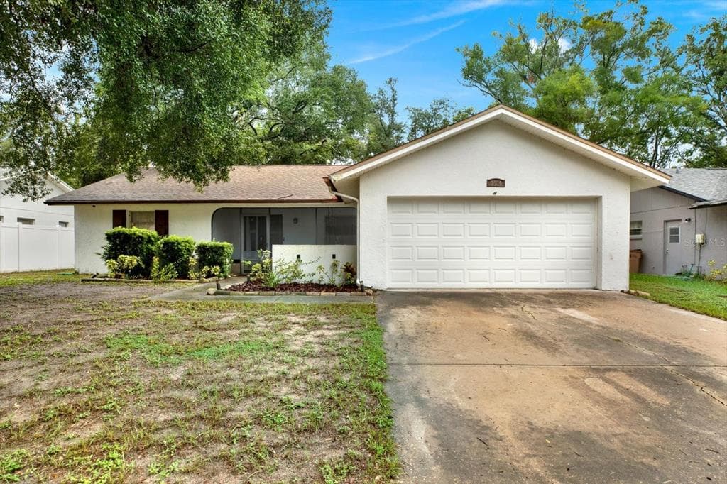 7604 S SANIBEL DRIVE TAMPA, FL 33637