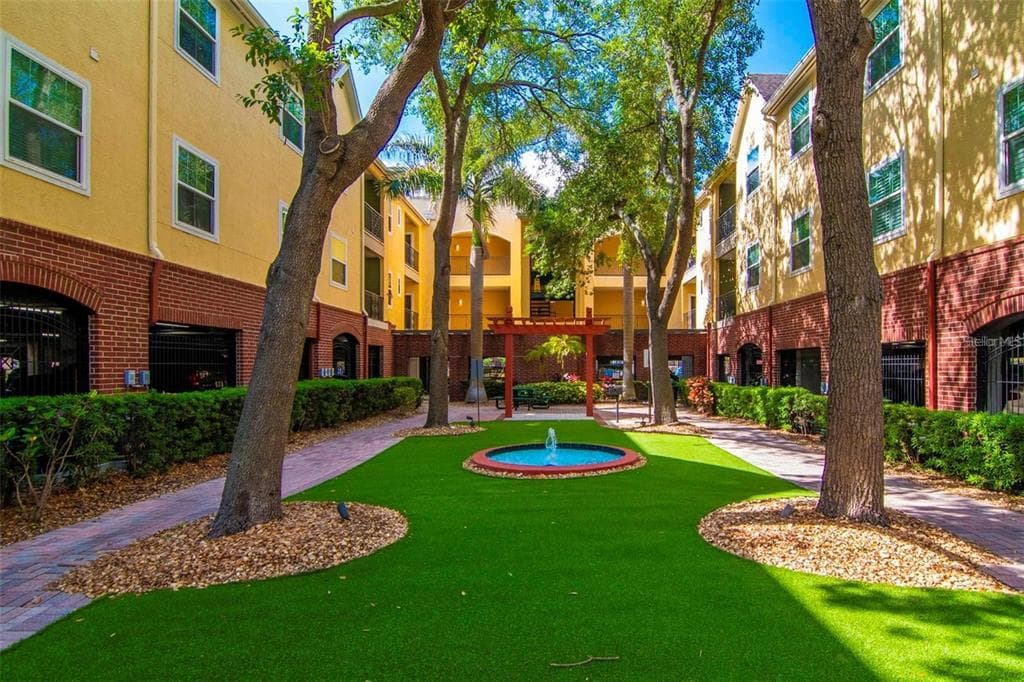 2010 E PALM AVENUE UNIT 15310 TAMPA, FL 33605